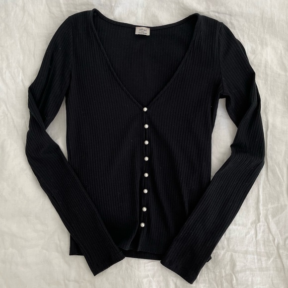 Wilfred Tops - Wilfred Pearl Button Down (BLACK)